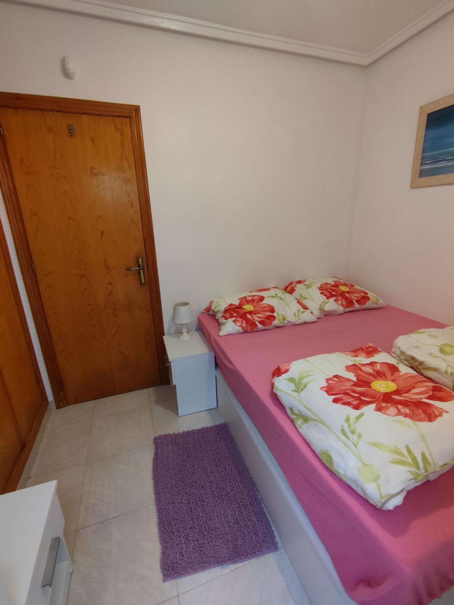 Apartament Piotr Torrevieja Exteriör bild