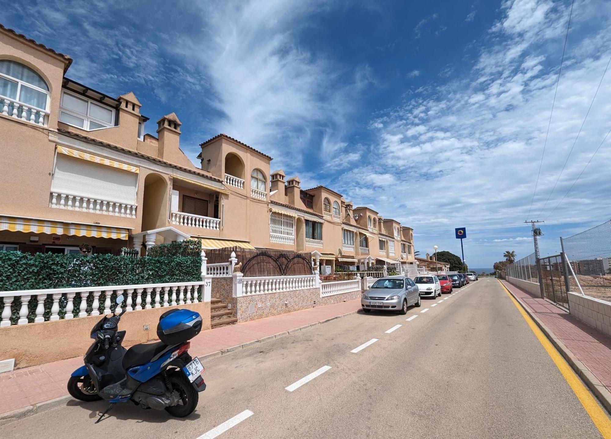 Apartament Piotr Torrevieja Exteriör bild