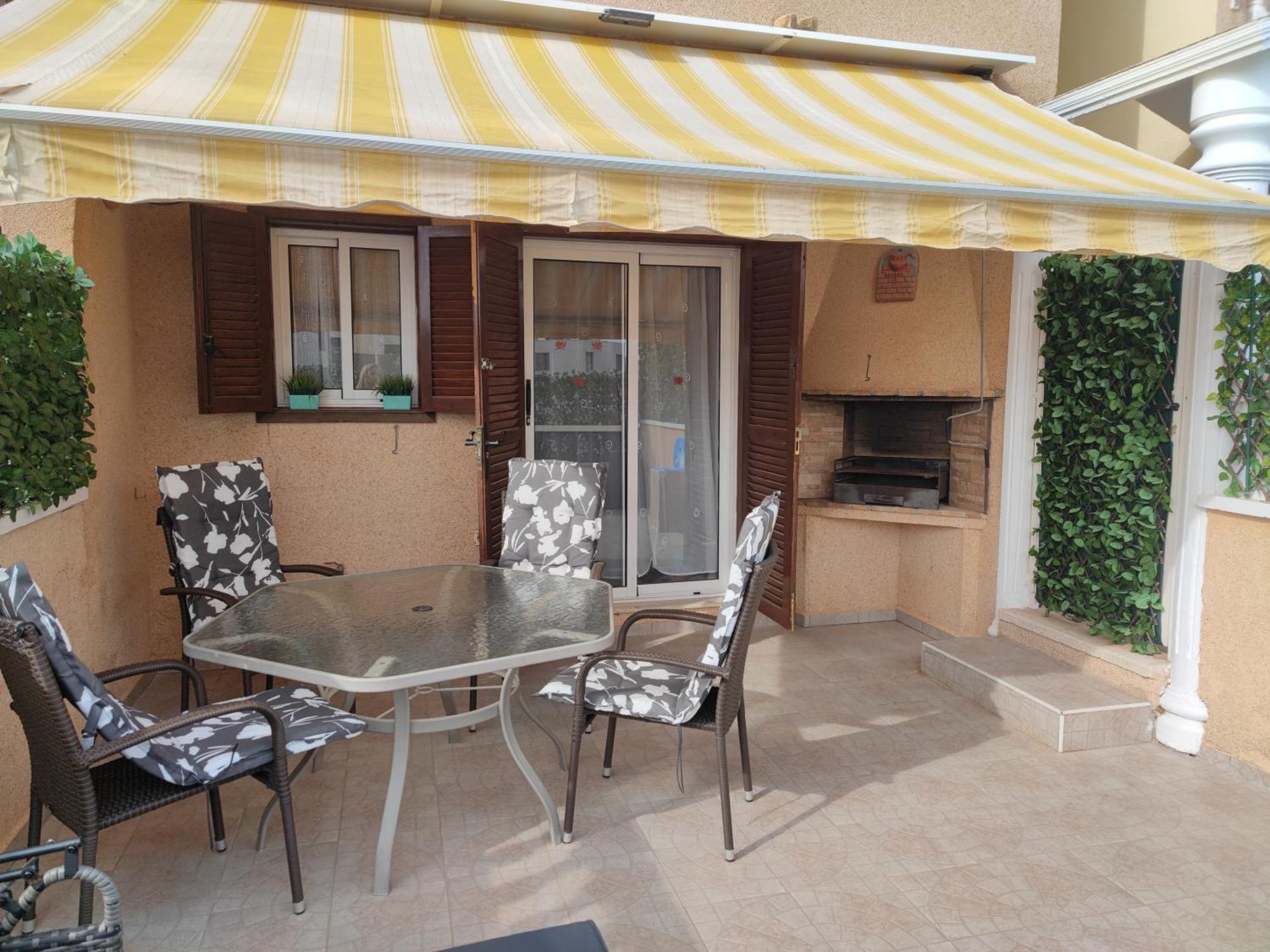Apartament Piotr Torrevieja Exteriör bild